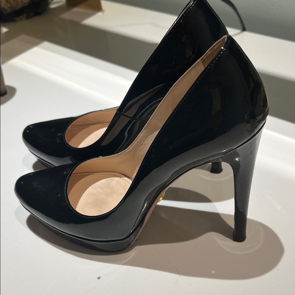 Prada Black Patent Leather Heels - image 6